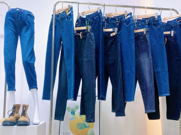 做生意卖服装女装货源哪里找?有哪些方式?