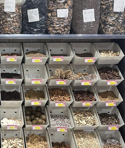 调味品批发怎么找货源？ 食物在制作加工的时候
