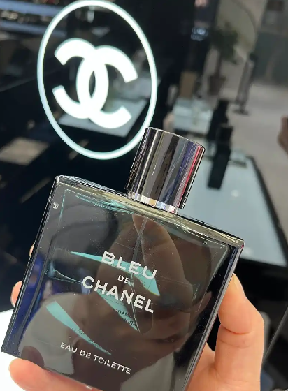 香奈儿（Chanel）,蔚蓝男士淡香水