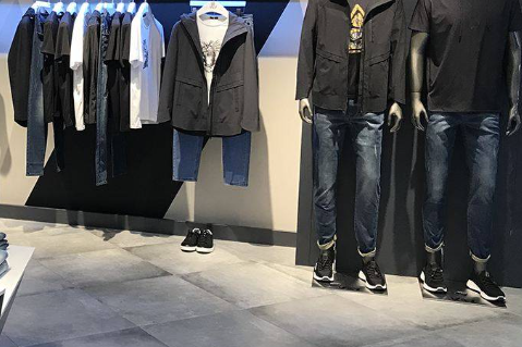 --未来五年男装市场前景怎么样？中国男装市场_正以稳健步伐